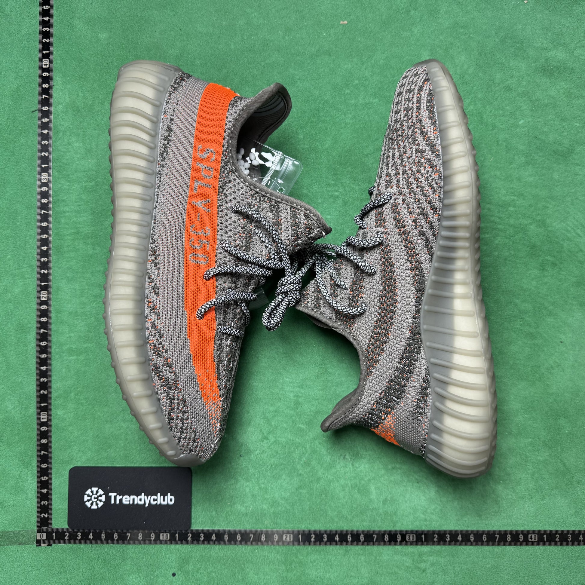 YEEZY 350 V2 - BELUGA