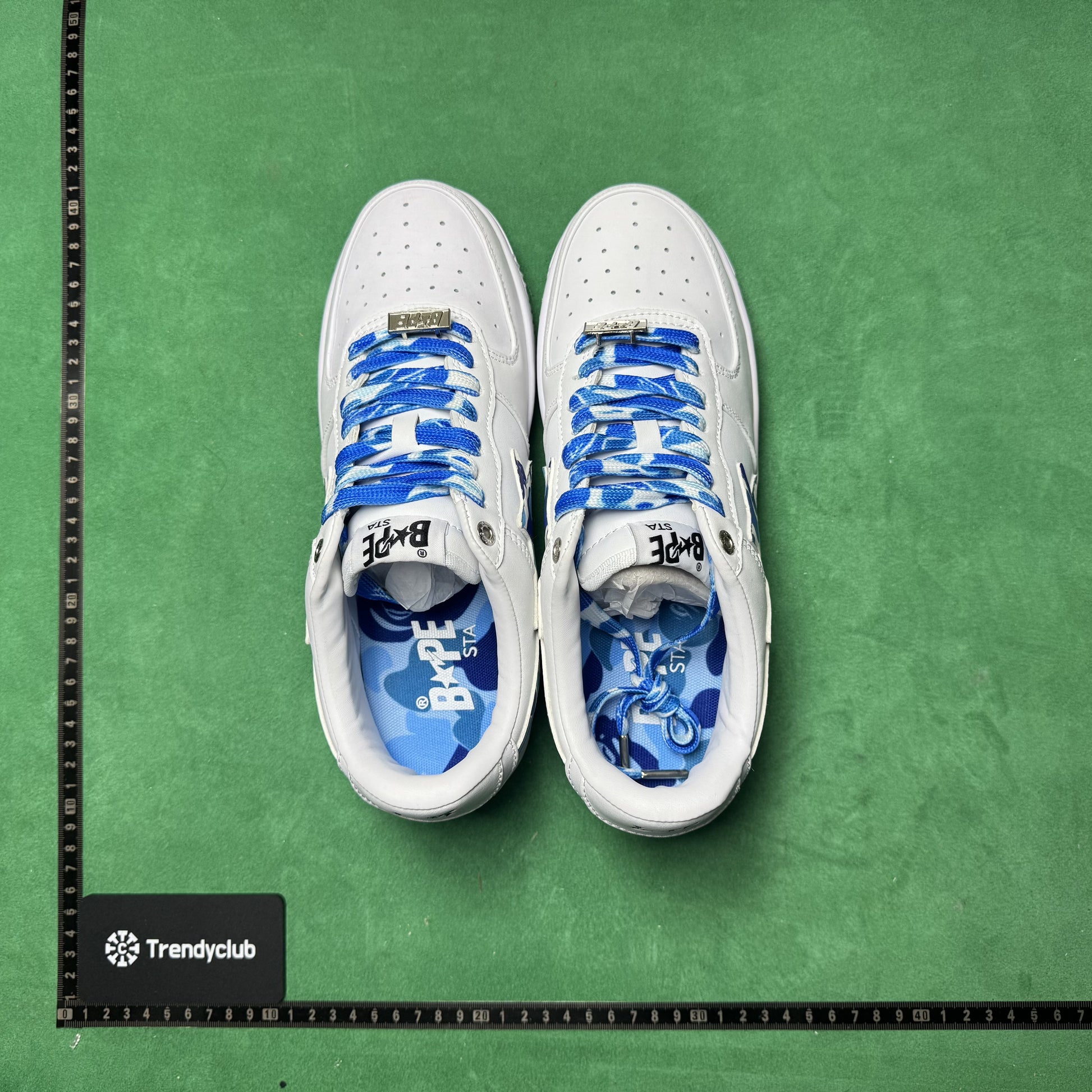 BAPE STA - WHITE CAMO BLUE