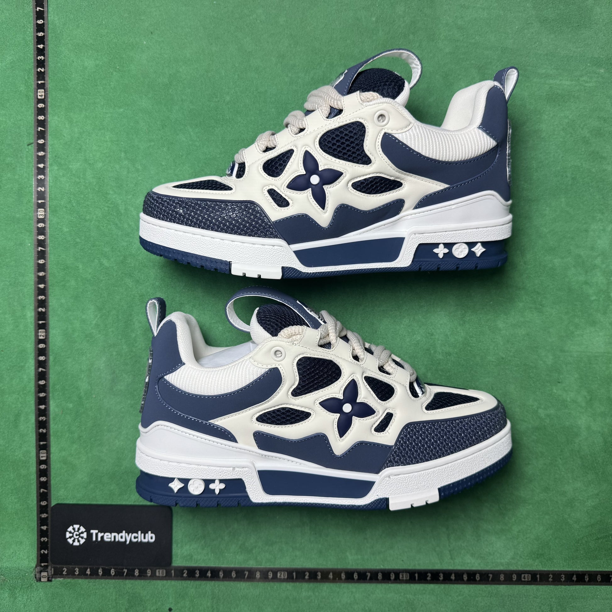 LOUIS VUITTON - LV SKATE