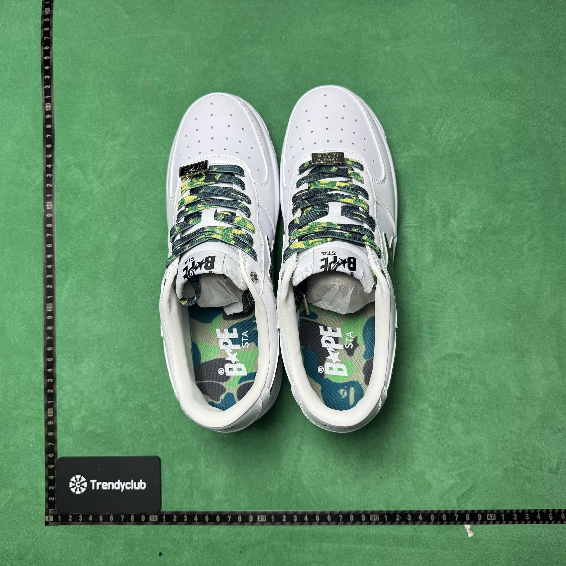 BAPE STA - WHITE CAMO GREEN