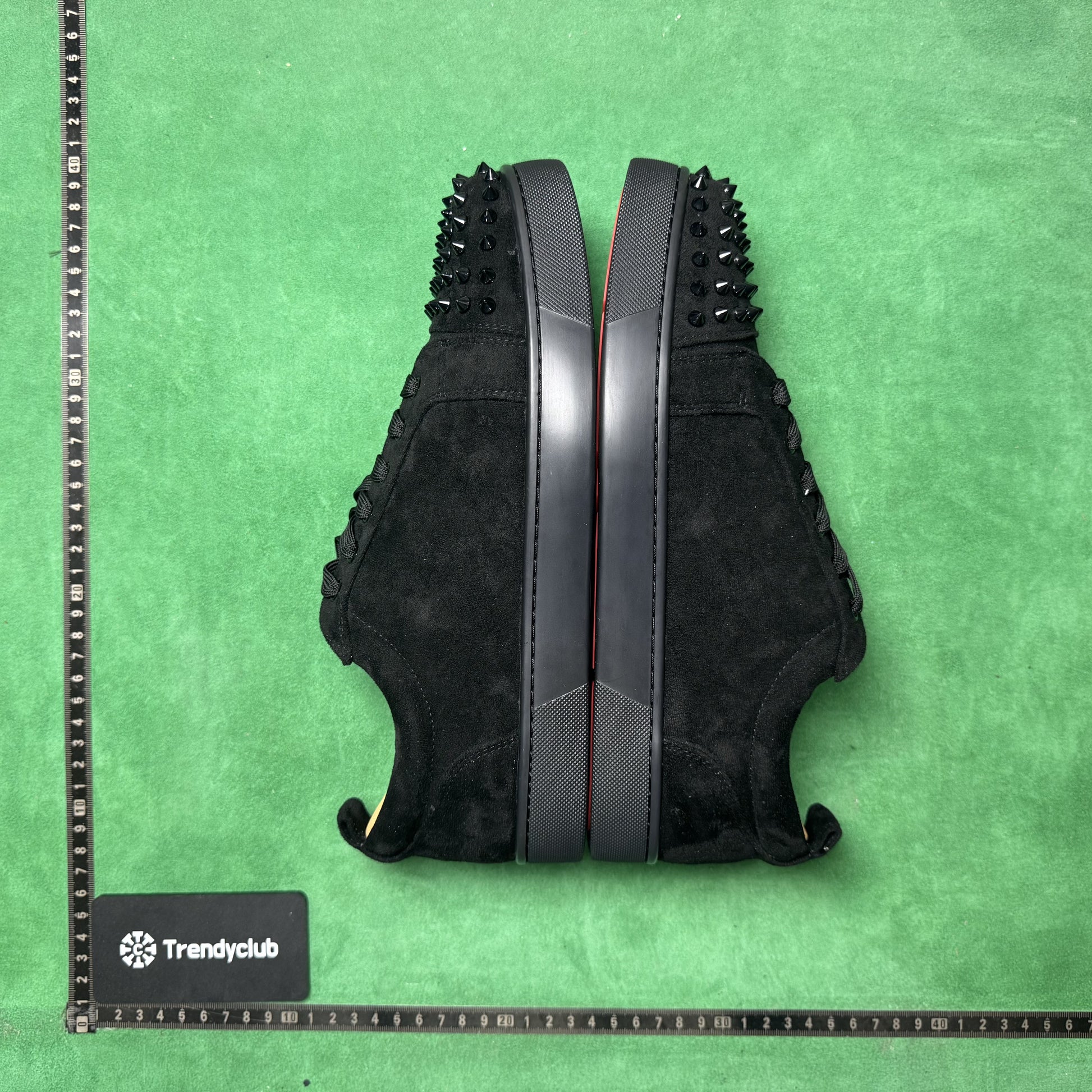 CHRISTIAN LOUBOUTIN - LOUIS JUNIOR SPIKES