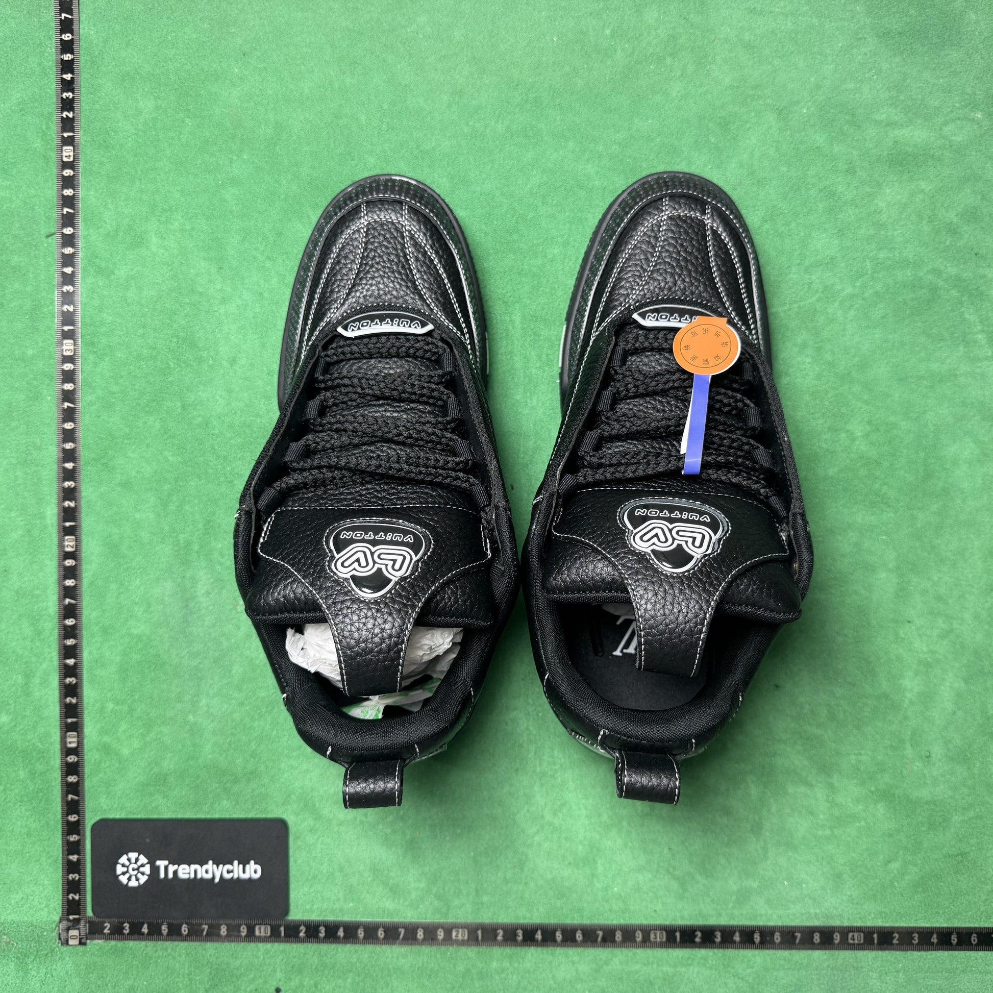 LOUIS VUITTON - LV SKATE