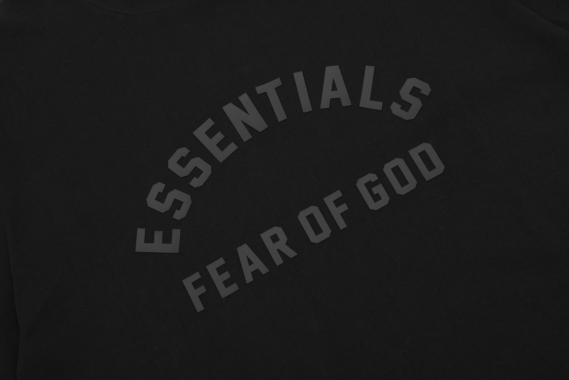 Playera ESSENTIALS