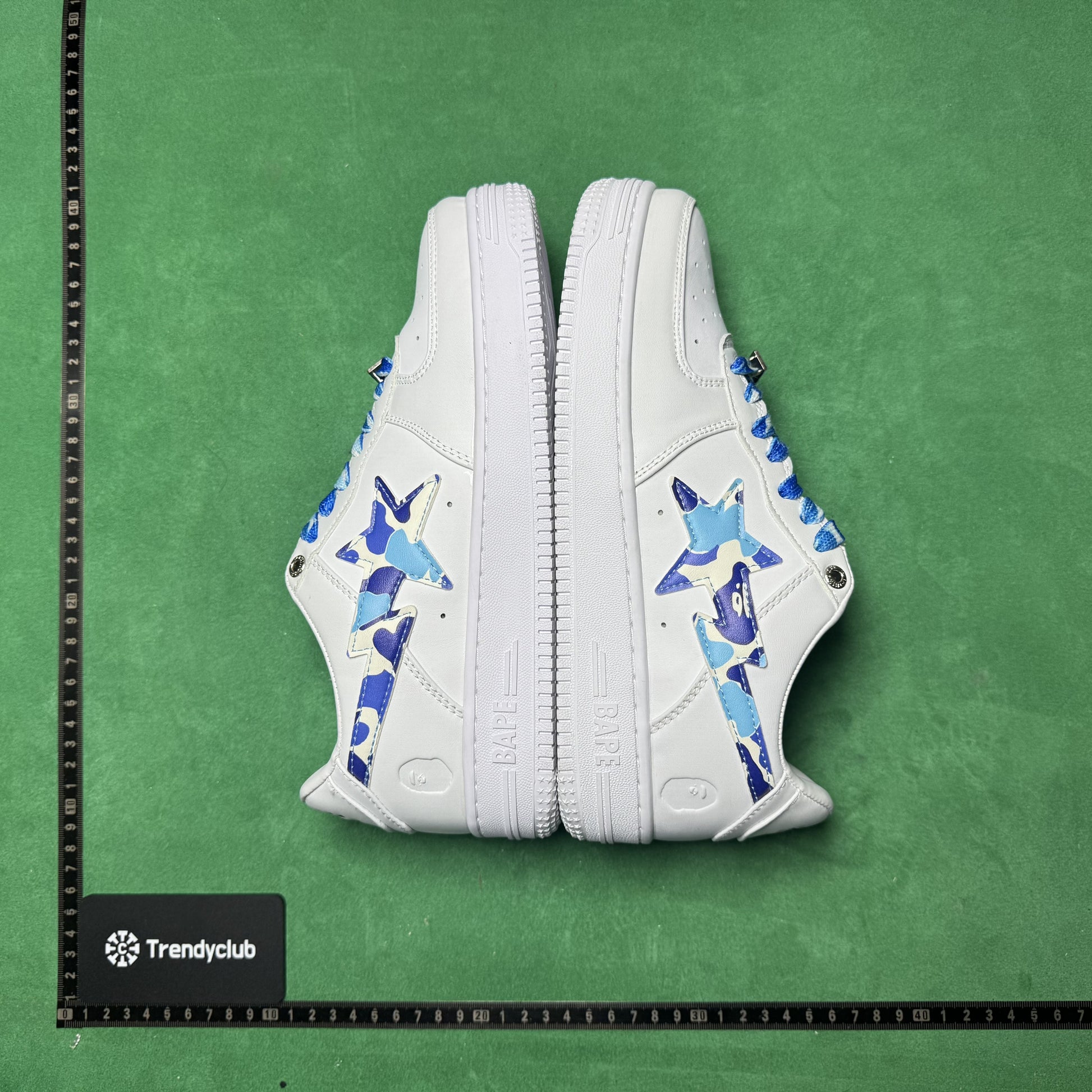 BAPE STA - WHITE CAMO BLUE