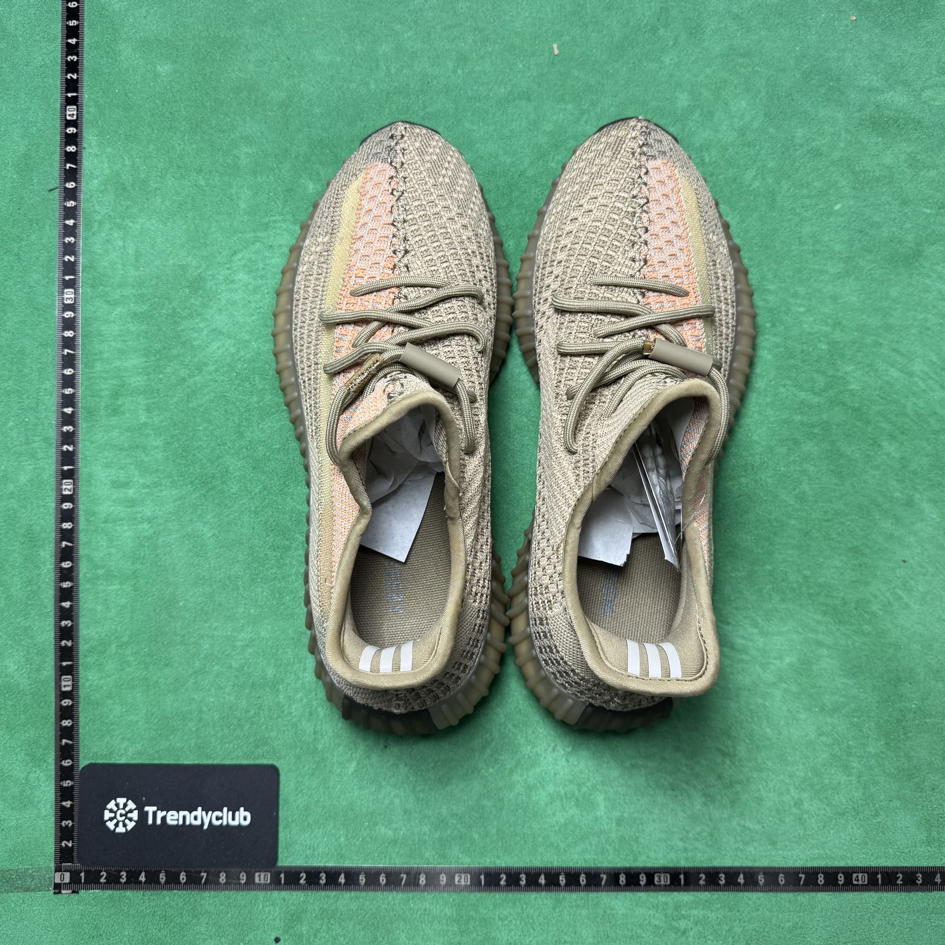 YEEZY 350 V2 - SAND TAUPE