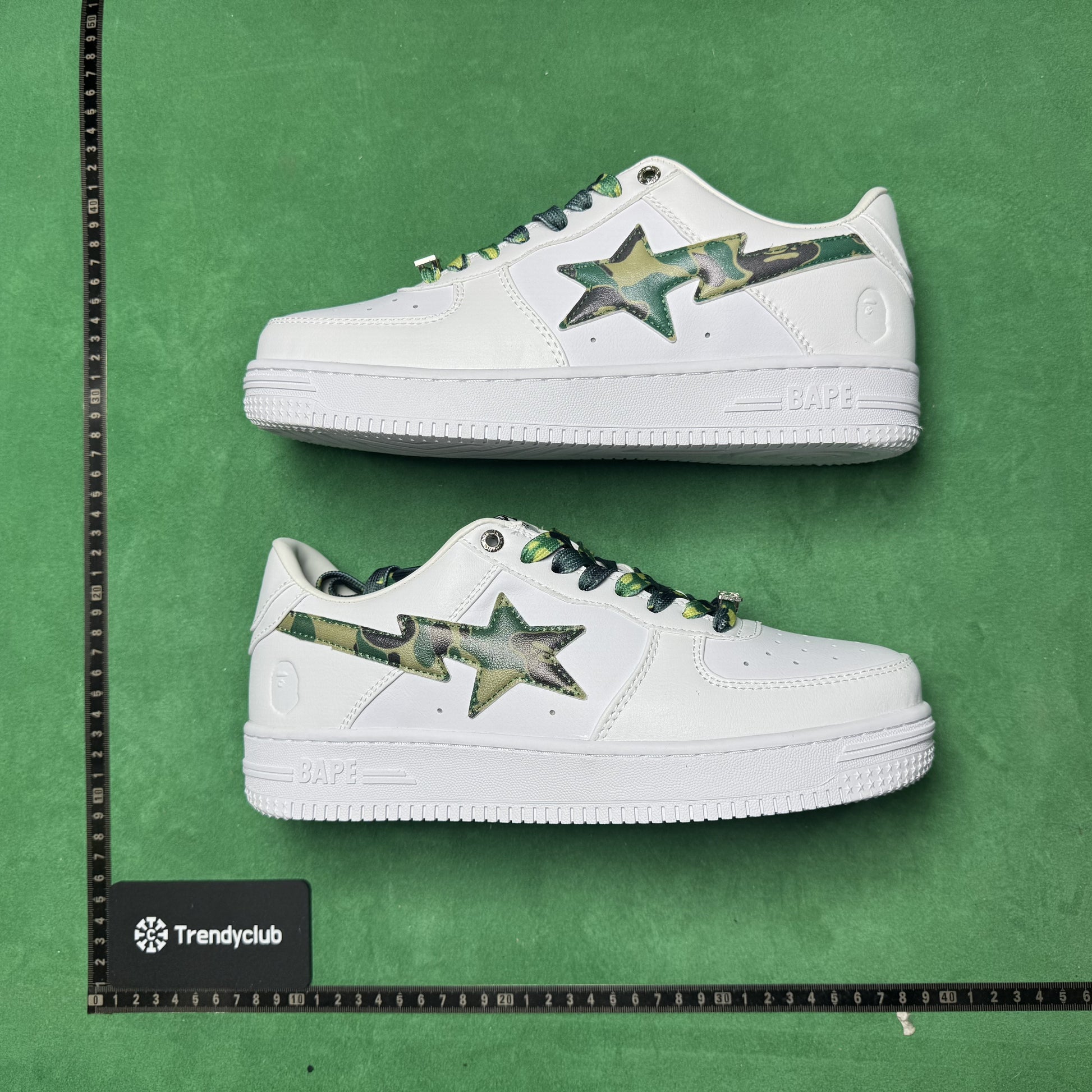BAPE STA - WHITE CAMO GREEN