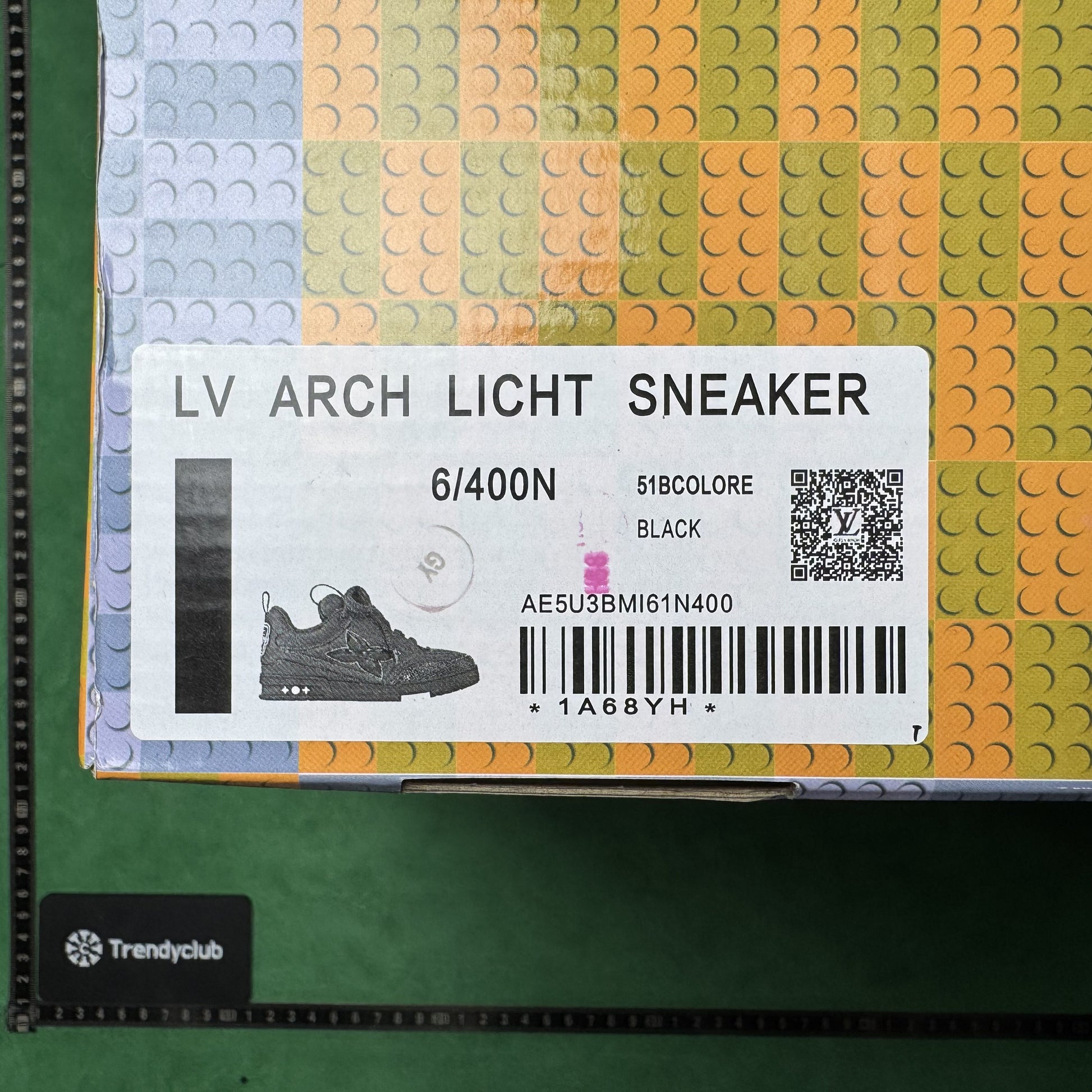 LOUIS VUITTON - LV SKATE