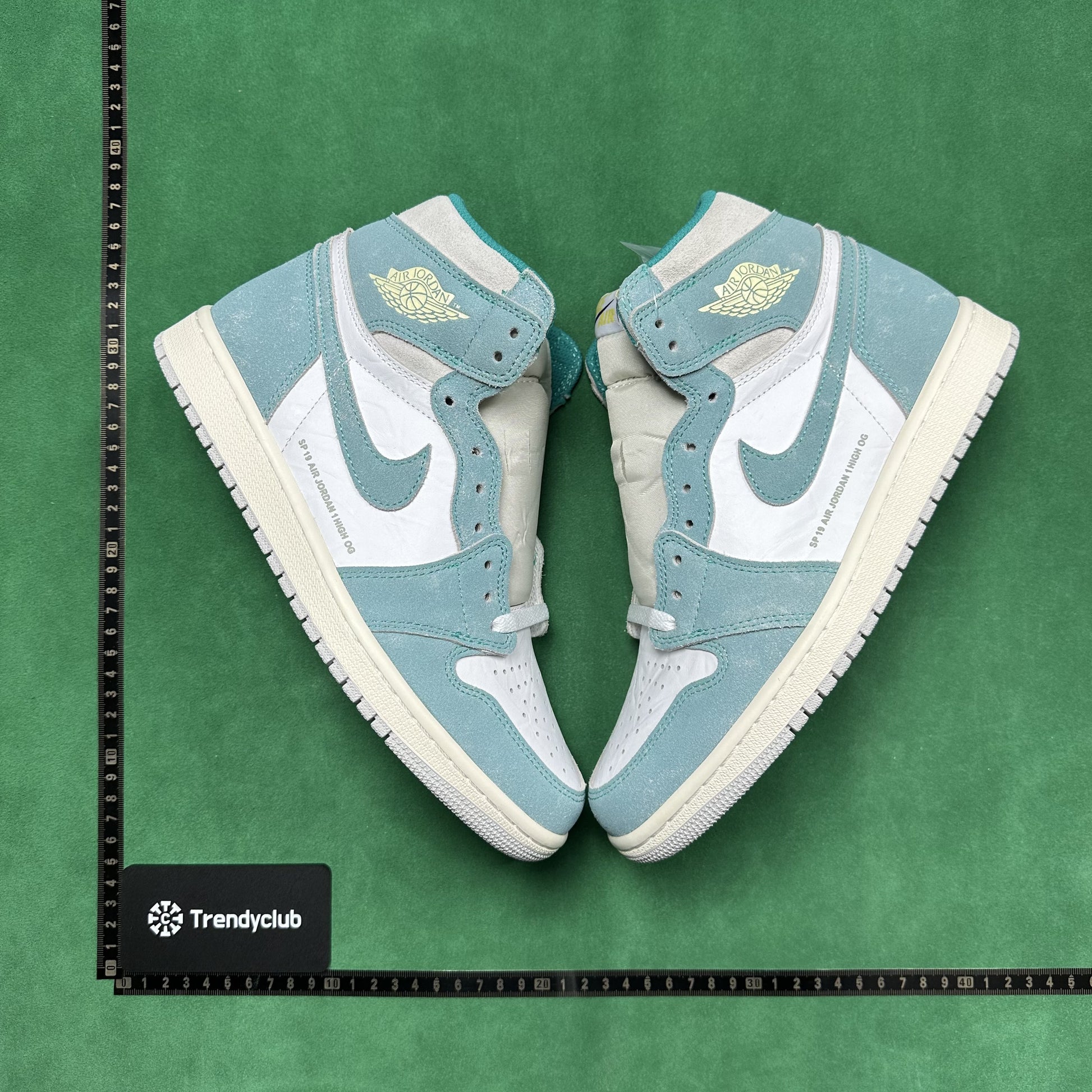 NIKE JORDAN 1 - TURBO GREEN