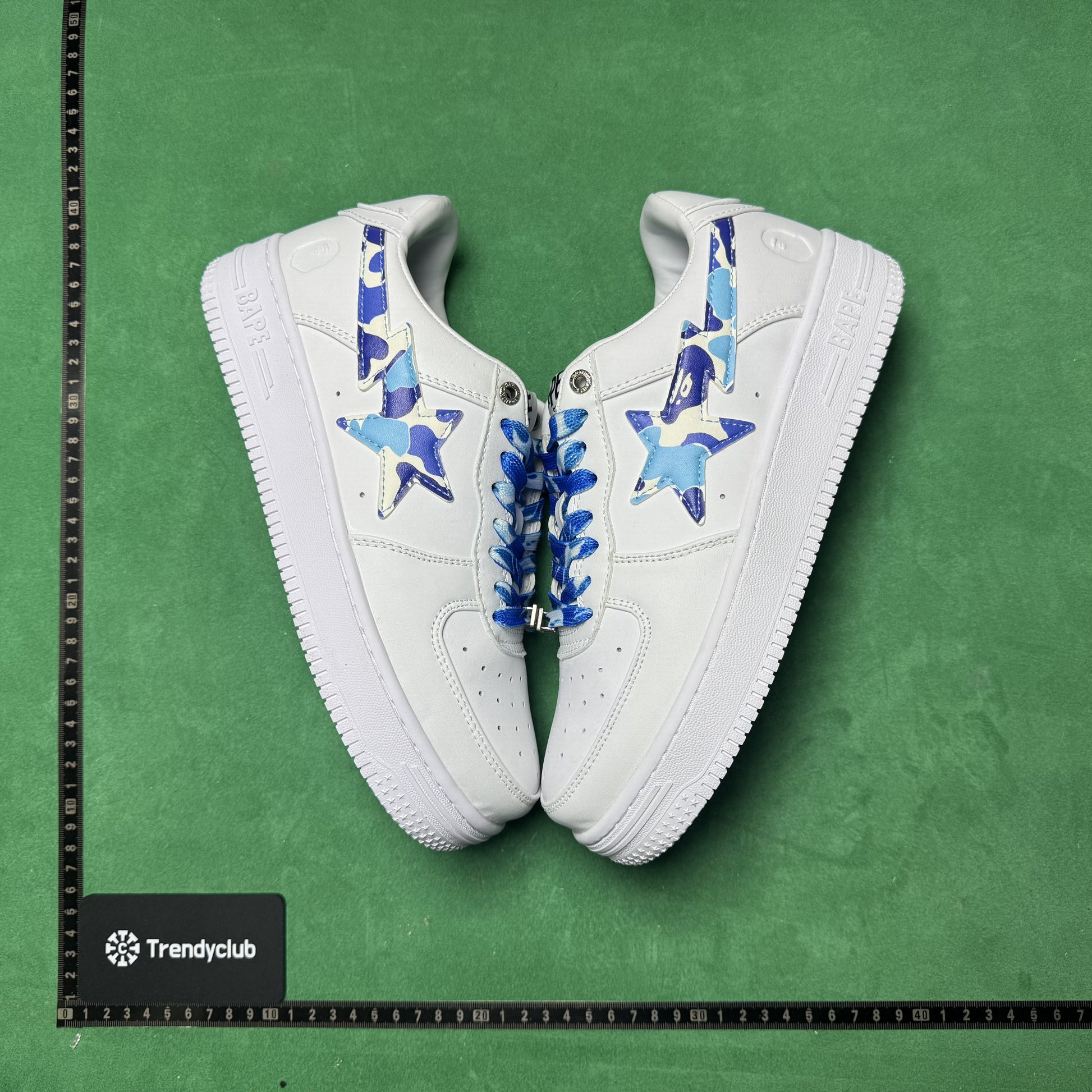 BAPE STA - WHITE CAMO BLUE