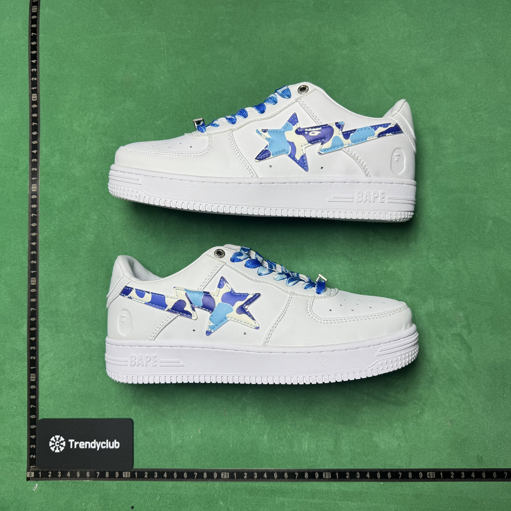 BAPE STA - WHITE CAMO BLUE