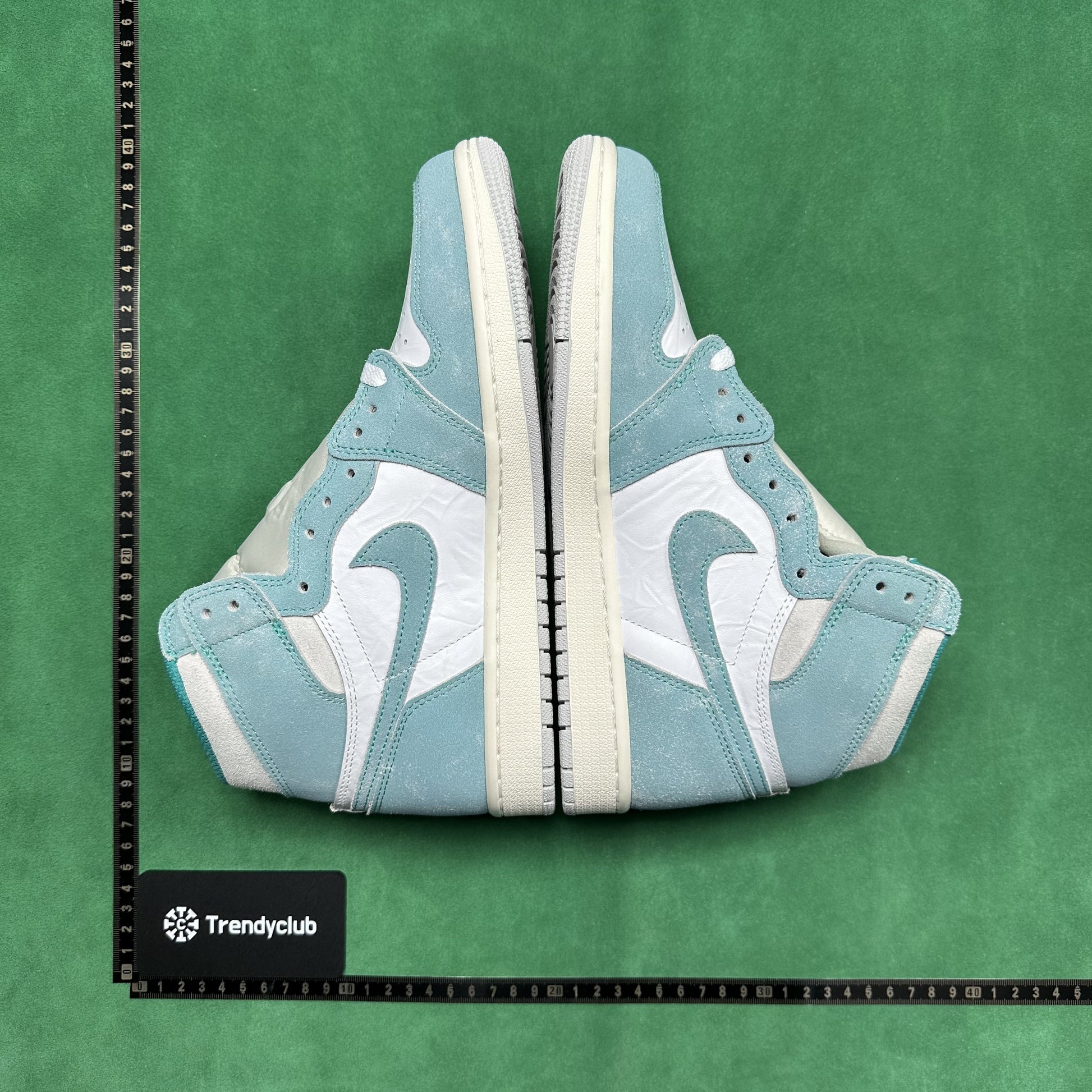 NIKE JORDAN 1 - TURBO GREEN