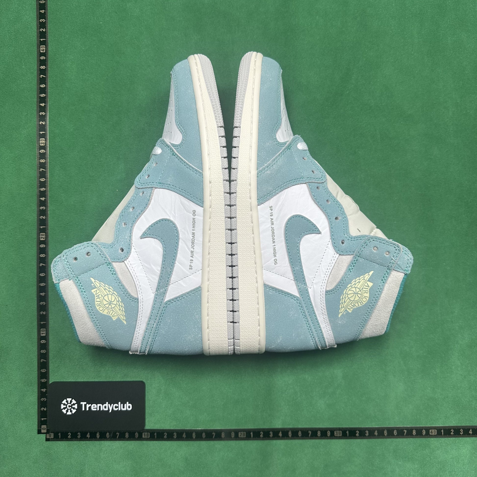 NIKE JORDAN 1 - TURBO GREEN