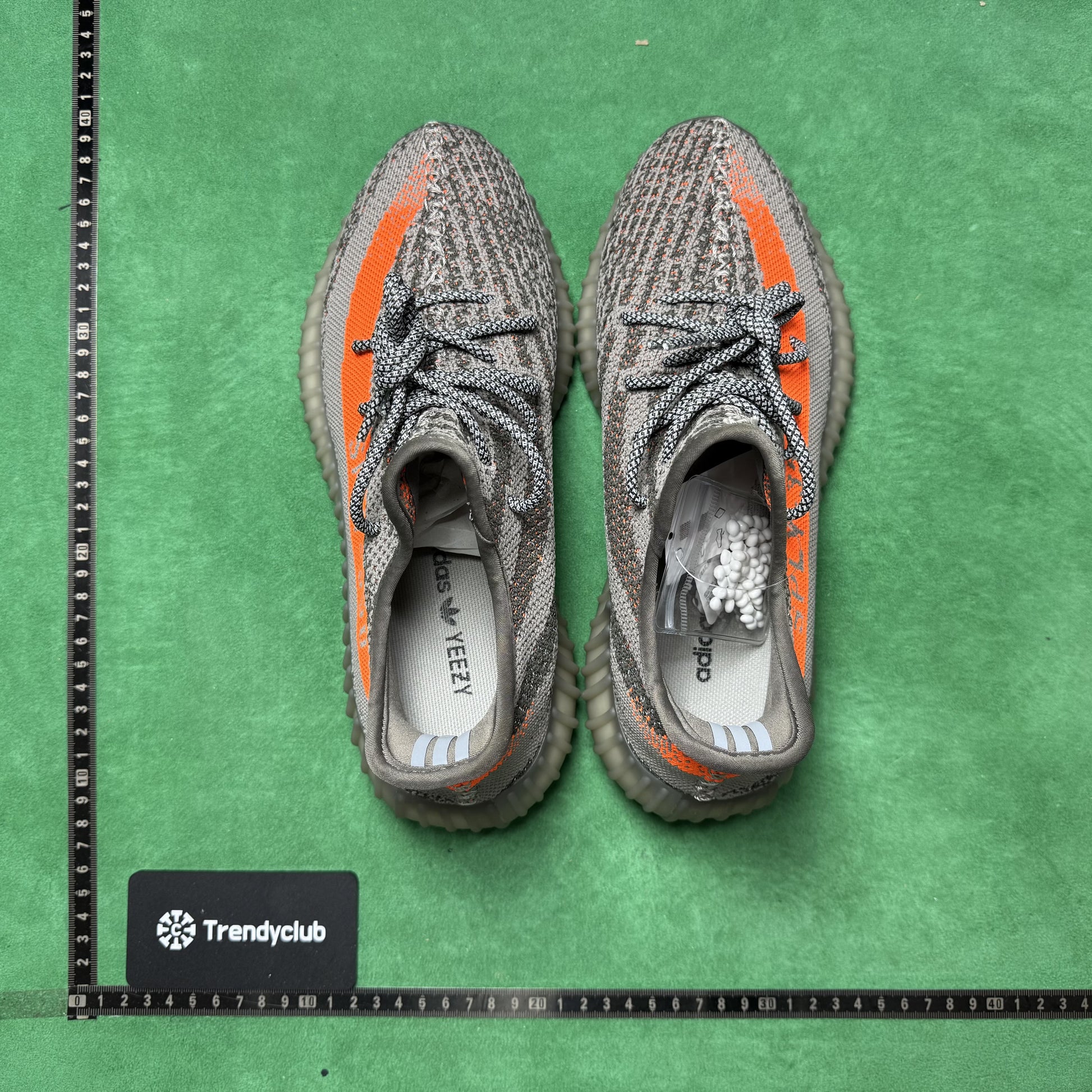 YEEZY 350 V2 - BELUGA
