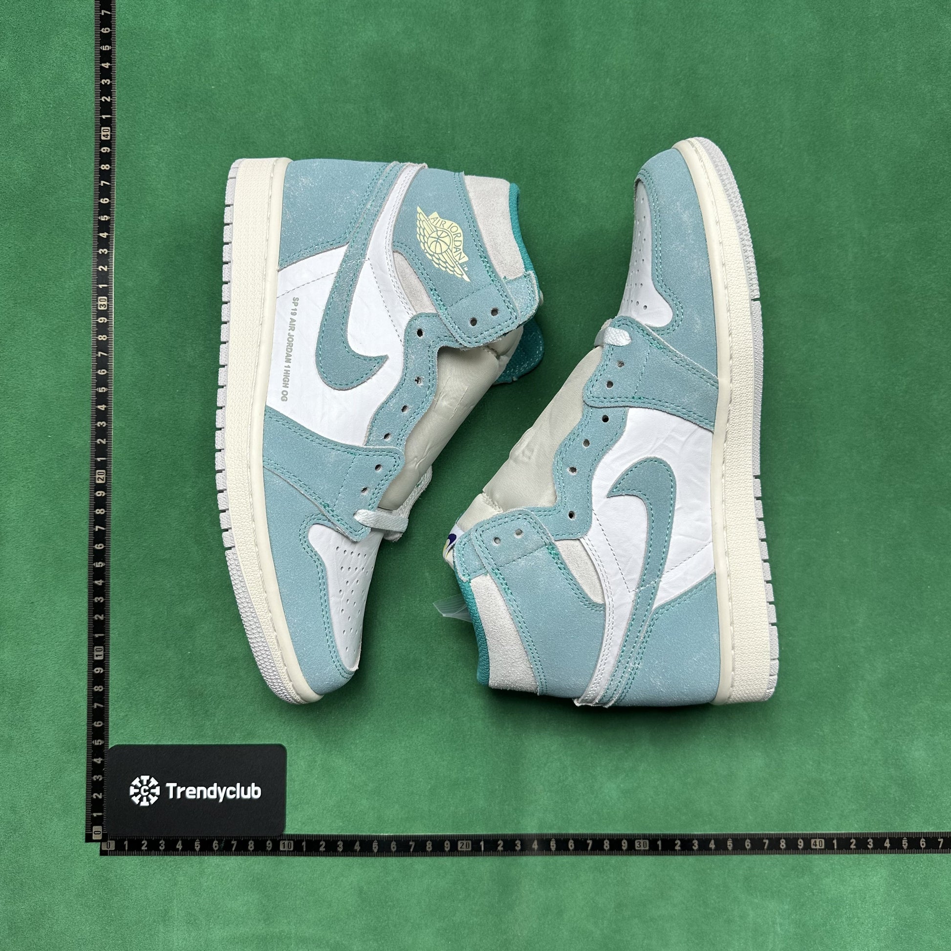 NIKE JORDAN 1 - TURBO GREEN